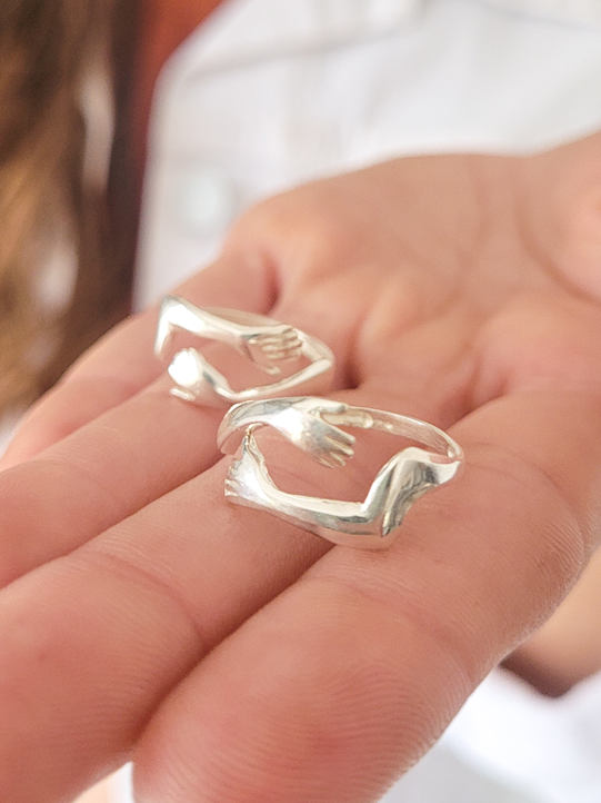 Anillo Abrazo en plata 925