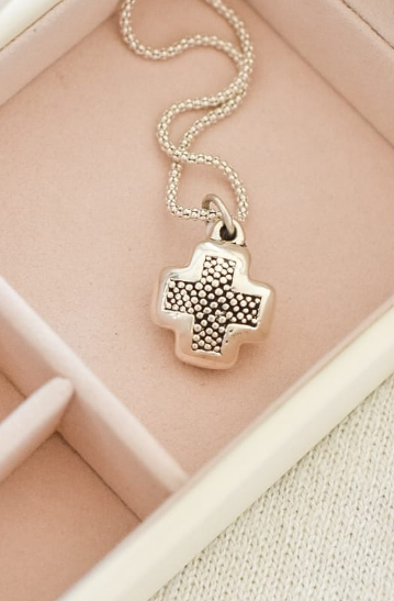 Dije-Cruz-Equilibrio Dije Cruz - Plata Inflada 925