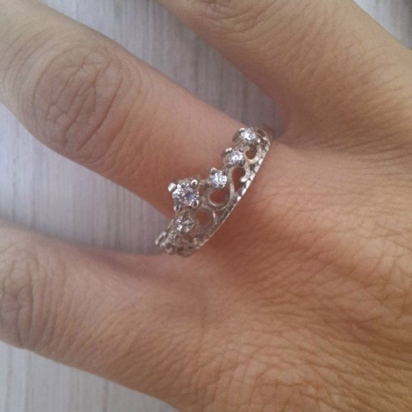 Anillo Corona con Cristales - Plata 925