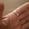 Anillo Lotu en Acero Blanco. Hermoso y delicado anillo tipo trenzado.