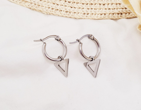 Argollas Dije Triángulo - Acero Blanco