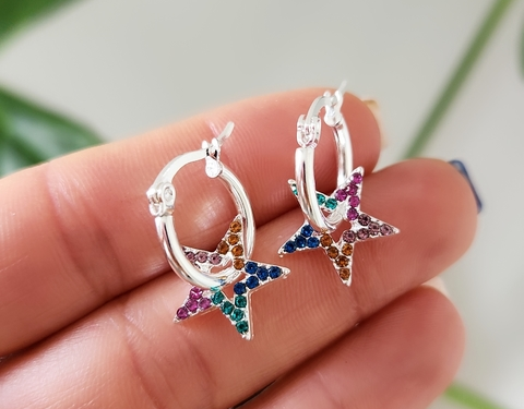 Argollas Estrellas Multicolor en Acero Blanco