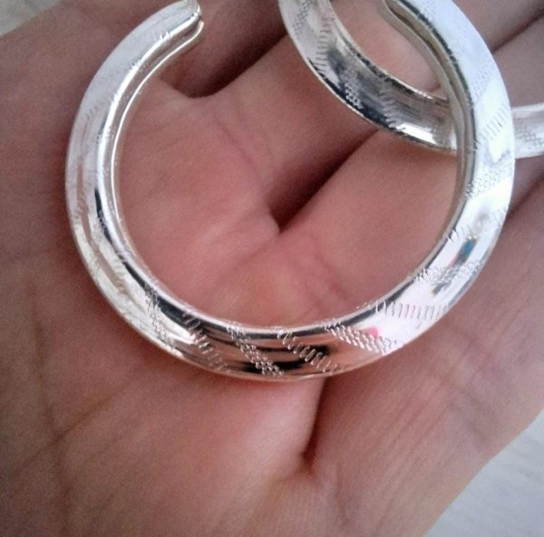 Argollas Infladas Tramadas - Acero Blanco