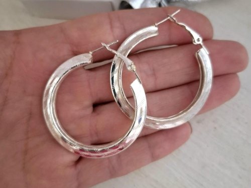 Argollas Infladas Tramadas - Acero Blanco