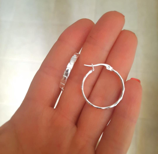 Argollas con detalles Corazón - Acero Blanco