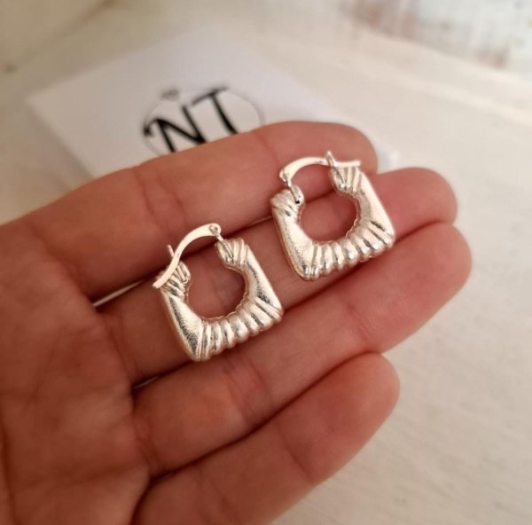 Argollas Infladas Cuadradas - Acero Blanco