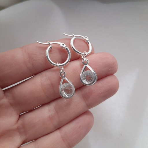 Aros brisura gota cristal en acero blanco