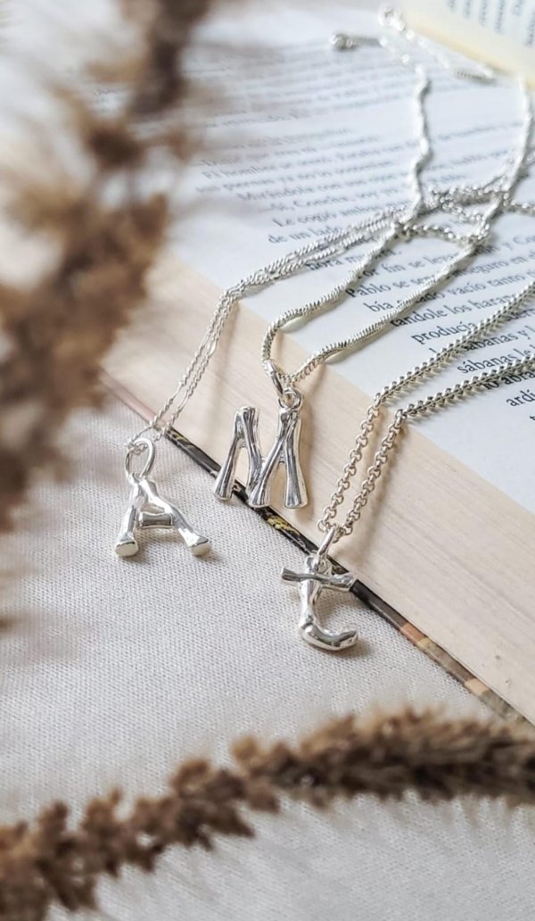 Colgante Inicial con Forma Ondulada - Acero Blanco