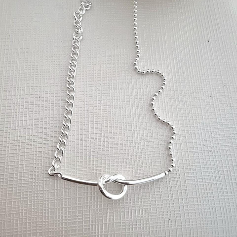 Colgante Nudo - Acero Blanco