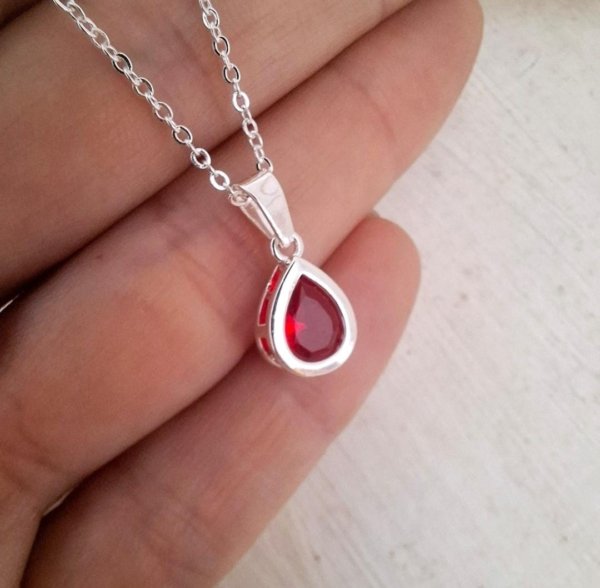 Colgante Gota  y Piedra de Cristal - Acero Blanco