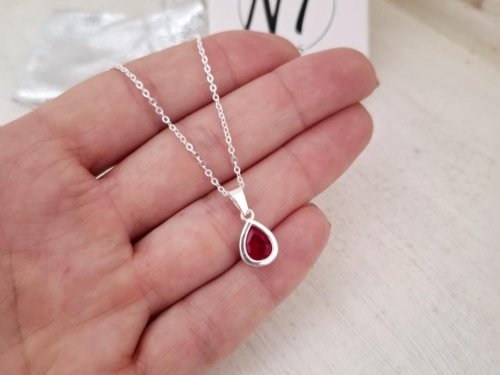 Colgante Gota  y Piedra de Cristal - Acero Blanco