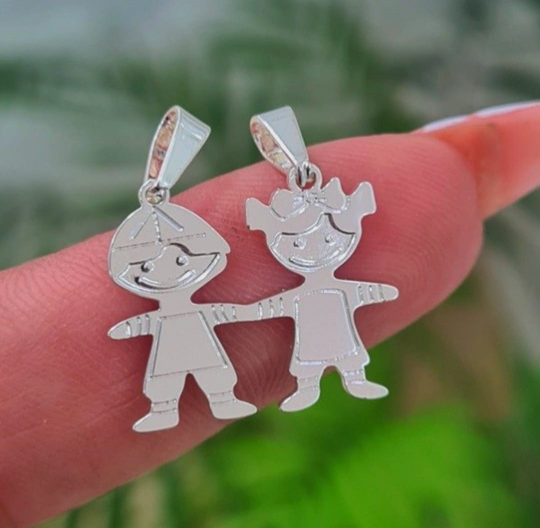 Dije Niños Unidos - Acero Blanco1 Dije Niños Unidos - Acero Blanco