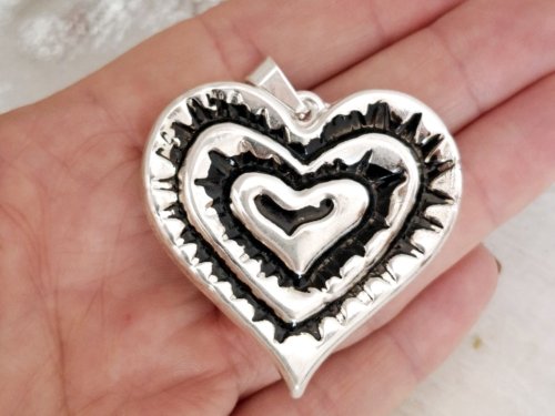 Dije Corazón - Acero Blanco Inflado