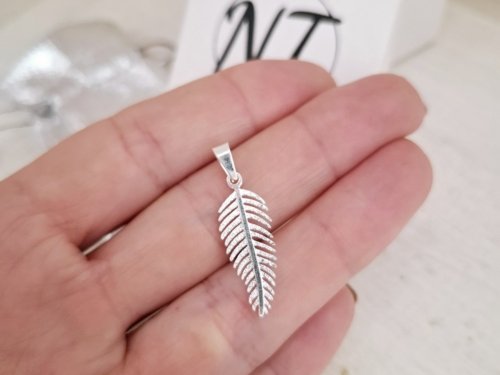 Dije de Hoja - Acero Blanco