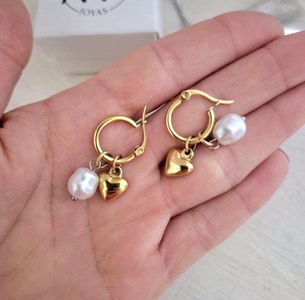 Argollas con doble Dije Corazón - Acero Dorado