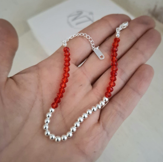 Pulsera Roja Tres - Acero Blanco