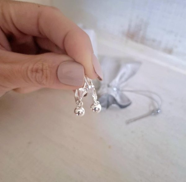 Argollas Brisura Bolitas en Plata 925 Argollas Brisura Bolitas - Plata 925