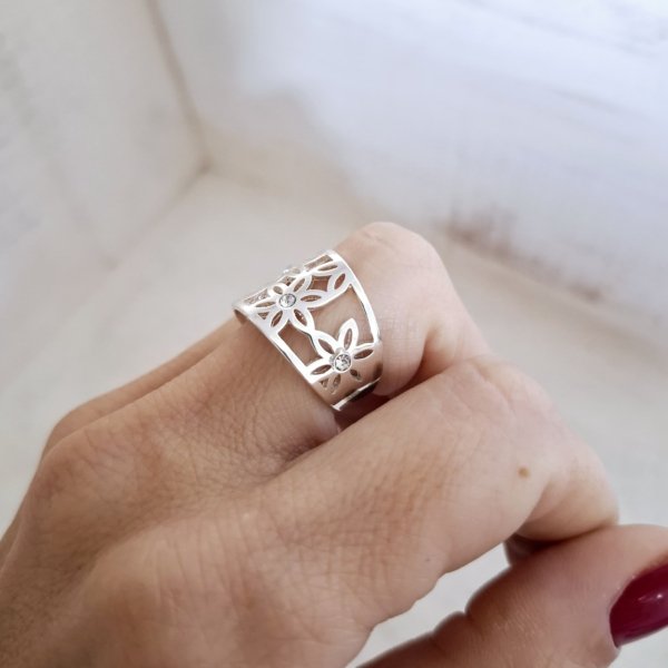 Anillo Flores - Acero Blanco